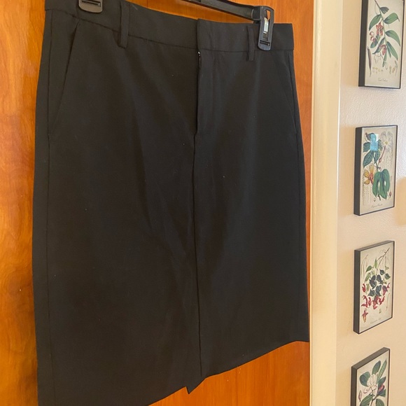 Gap Pencil Skirt - Picture 2 of 4